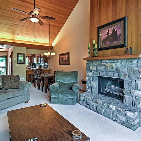Beech Mountain Condo With Balcony, Walk To Resort! 외부 사진