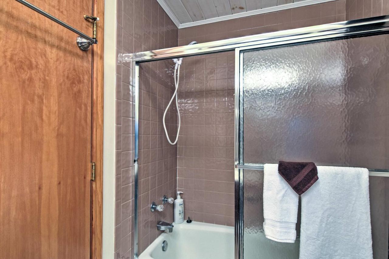 Beech Mountain Condo With Balcony, Walk To Resort! 외부 사진