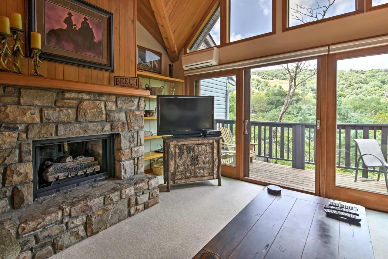 Beech Mountain Condo With Balcony, Walk To Resort! 외부 사진