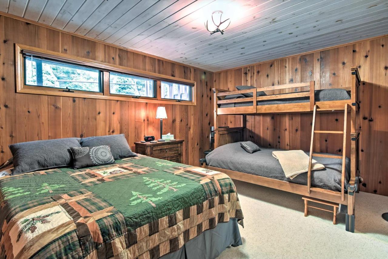Beech Mountain Condo With Balcony, Walk To Resort! 외부 사진